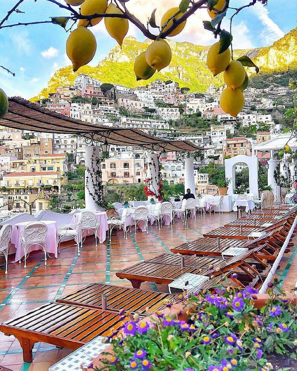 منظره زیبا از شهر زیبای پوریتانو در ایتالیا..  چشم نواز و رویایی.. **abdolla**