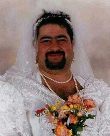 حالا که بحث تصوراتم از دخترای سایت شد بزار تصورم از عروس خانم که قسمتت میشه را هم بزارم مسعود خان جواطی