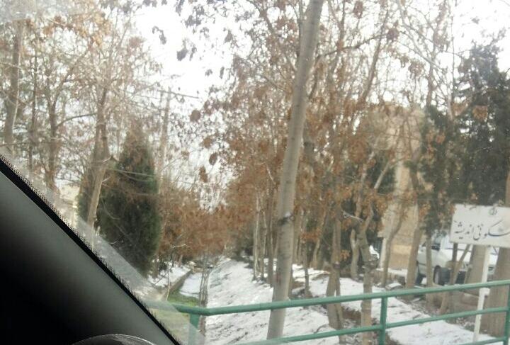 بعداز سالهااااا بارش برف در اصفهان خدایا شکرت mahsa77