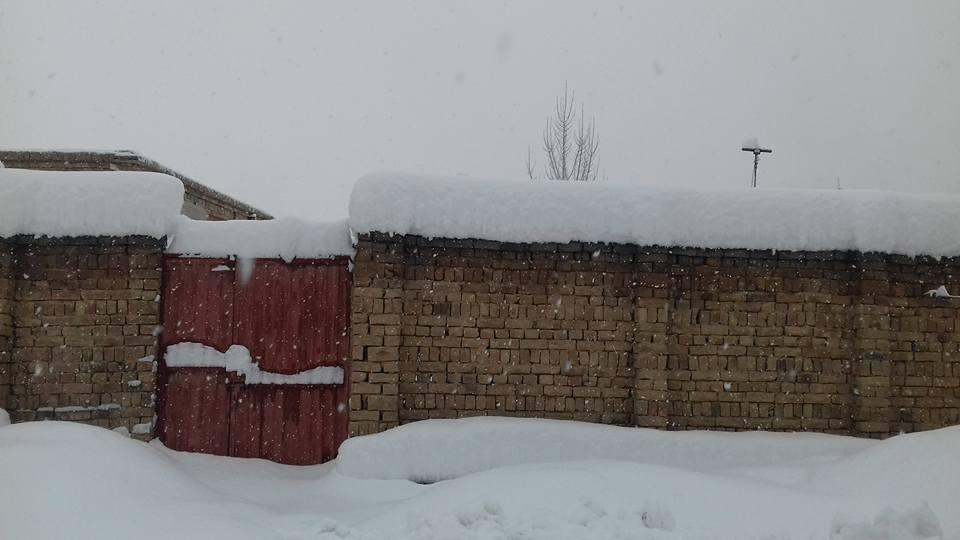 طی 48 ساعت در حدود 50 سانت برف در کابل امدن همچنان ادامه دارد سرخ 2017