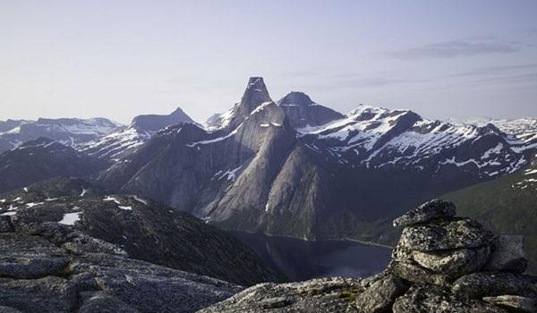 کوه استتیند کشور نروژ با ارتفاع ۱۳۹۲ متر الناز33