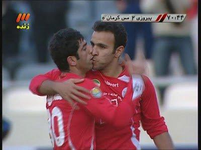 پیروزی 2 مس کرمان 0 زهرا24